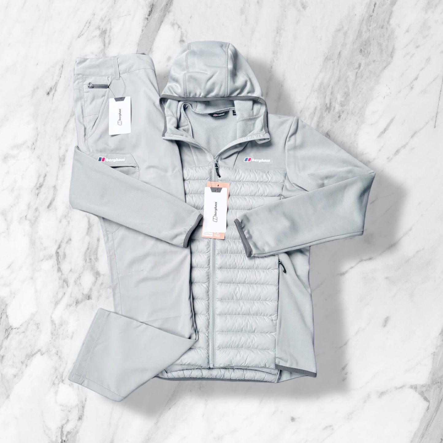 BERGHAUS HYBRID
TRACKSUIT - PLATINUM
GREY