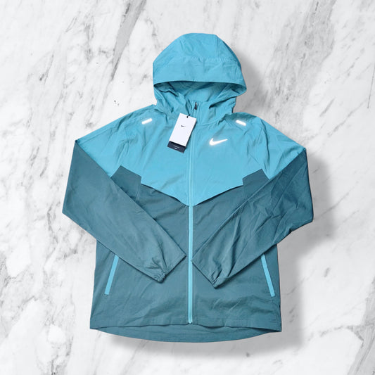 NIKE UV WINDRUNNER
JACKET - 1.0 TEAL